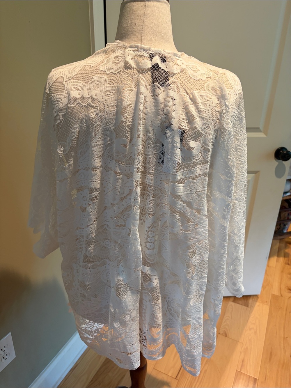 Vince Camuto Ivory Floral Lace Open-Front Cover-Up - Picture 9 of 11